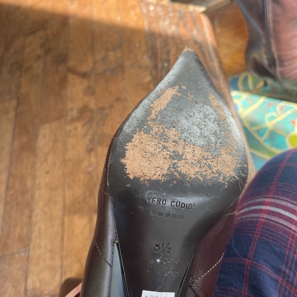 Vero Cuoio Dark Brown Heeled Boots - Picture 4 of 4